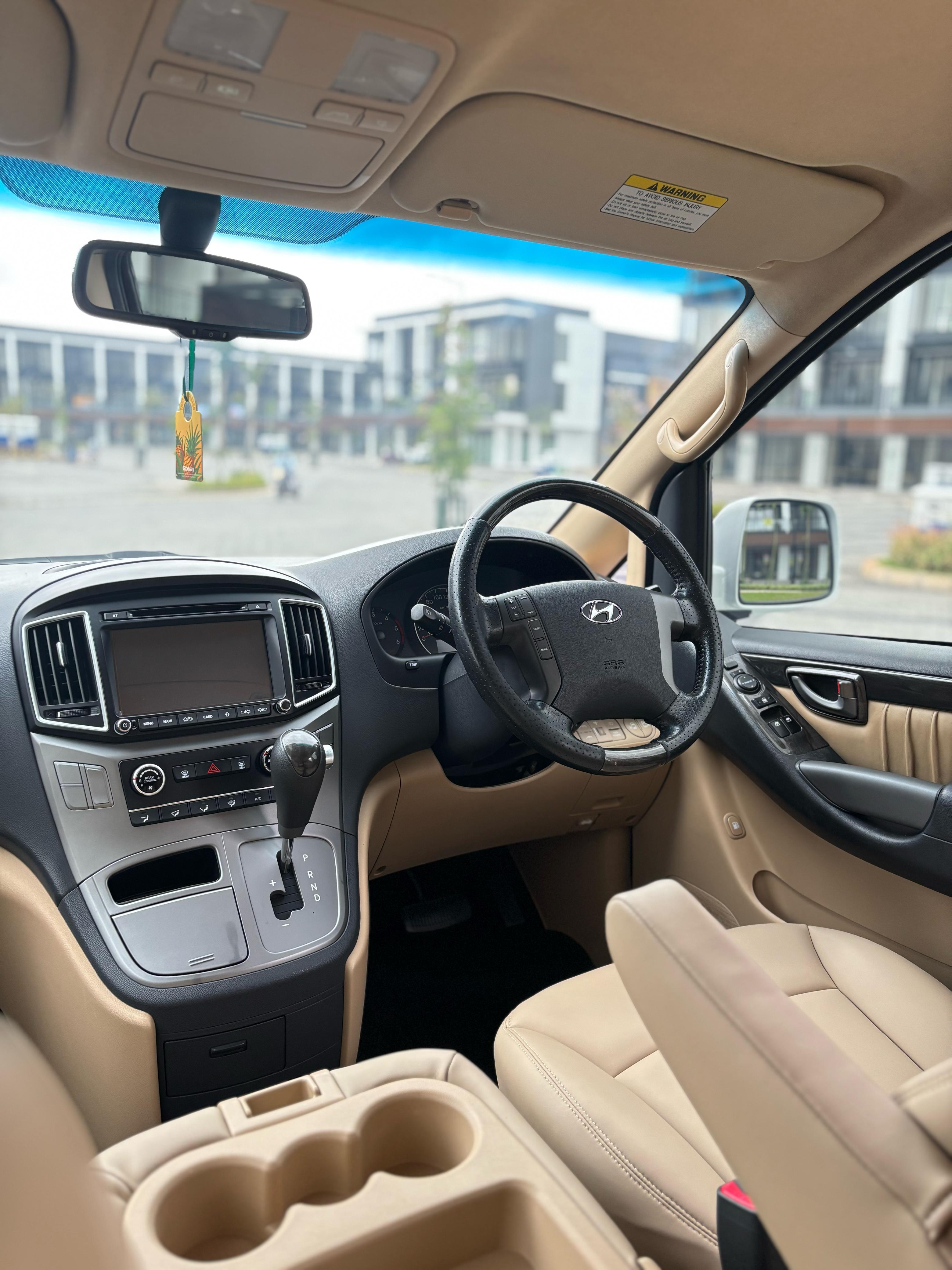 Hyundai H1 2018